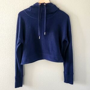 Sweaty Betty Cropped Hoodie Size Medium Blue Hooded Sweatshirt Thumbholes Crop